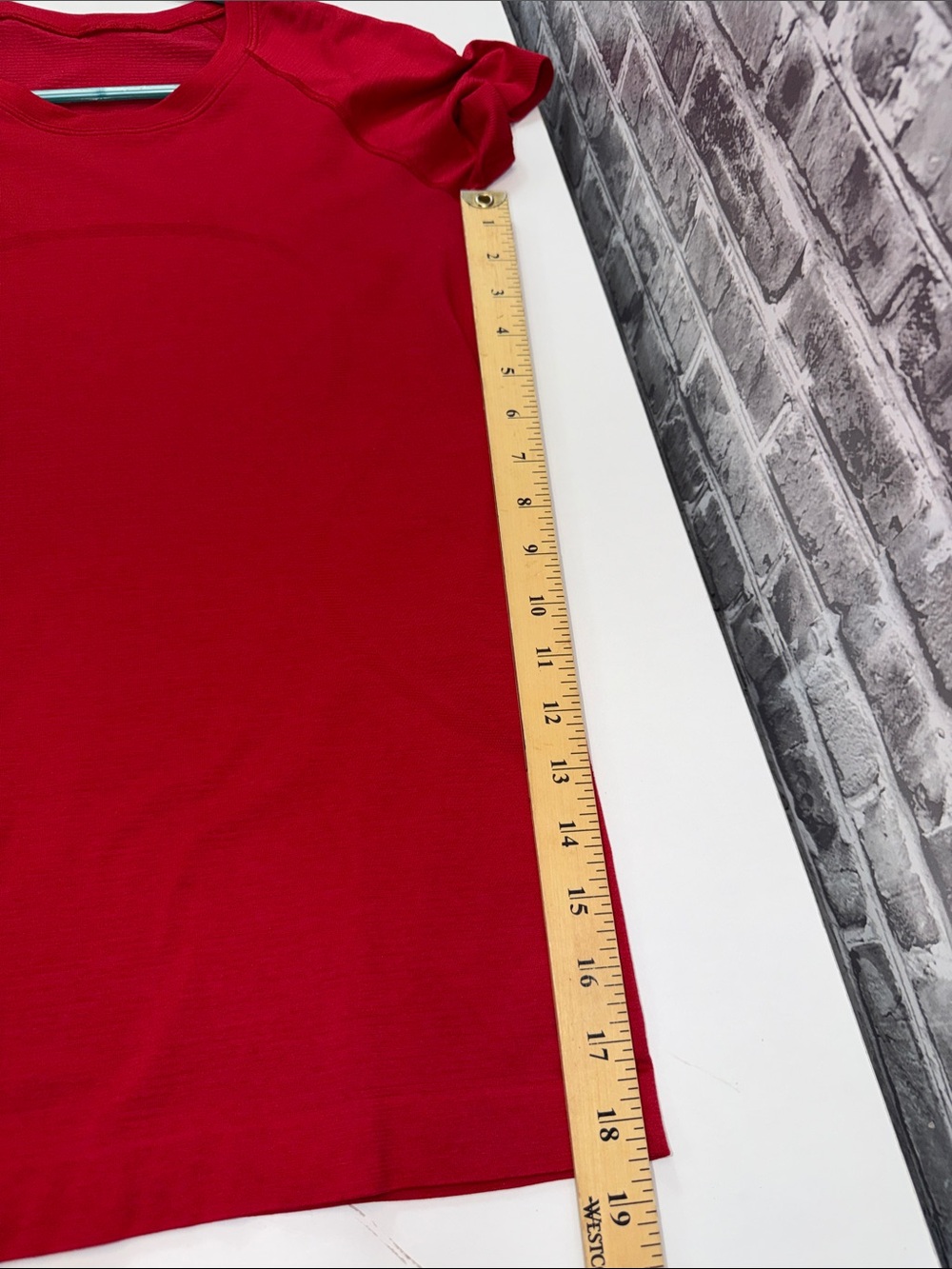 lululemon athletica Bright Red Short Sleeve Athletic Tee - Picture 6 of 9